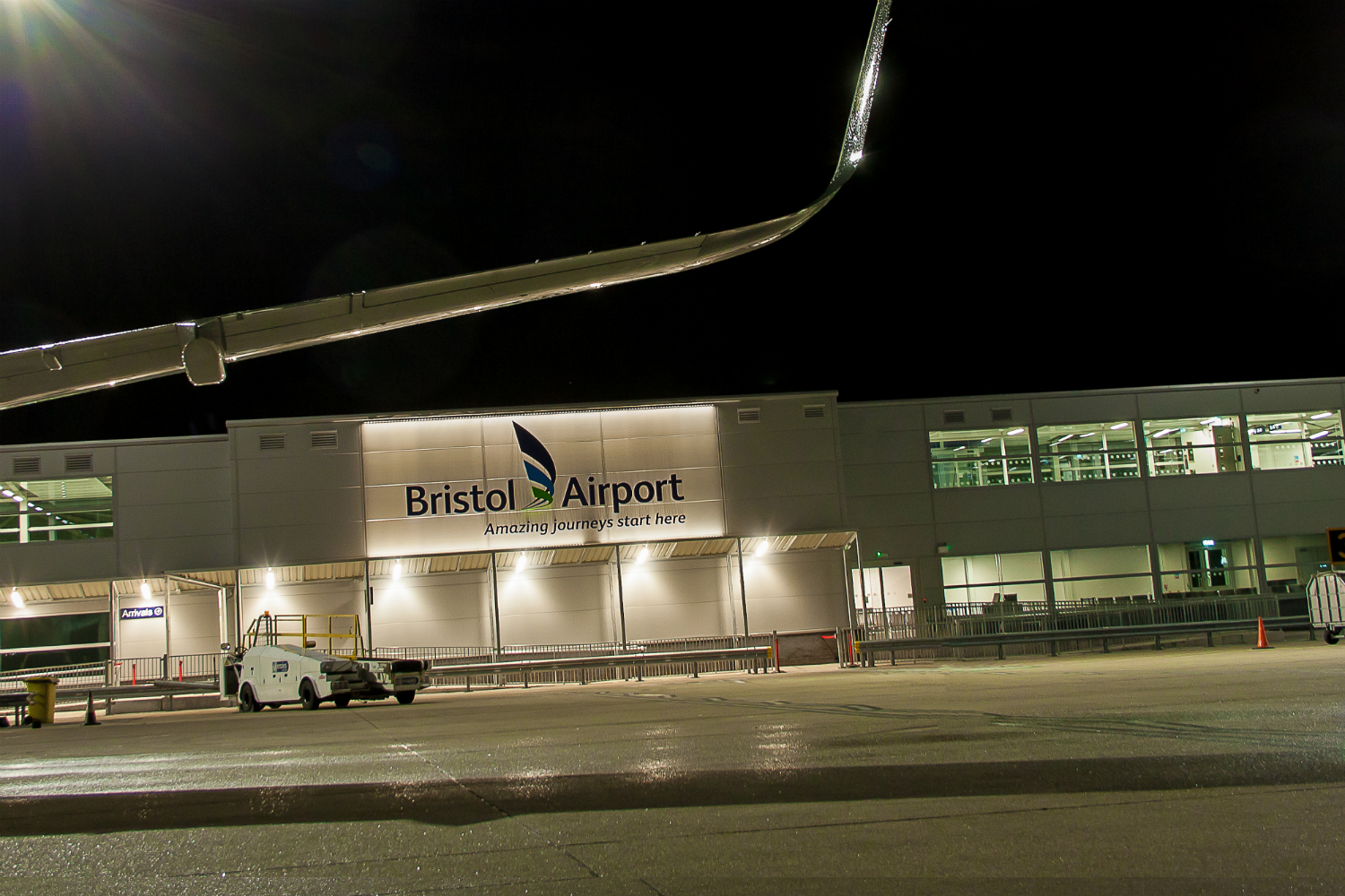 Bomb hoax threat shuts down Bristol Airport