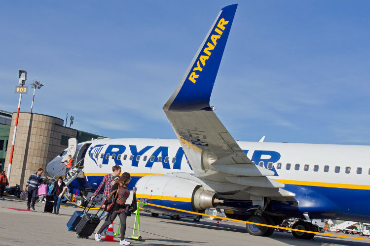 Ryanair to offer Aer Lingus connections within a year