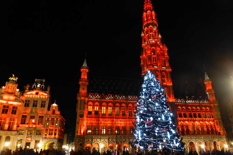 Christmas markets: Brussels v Bruges