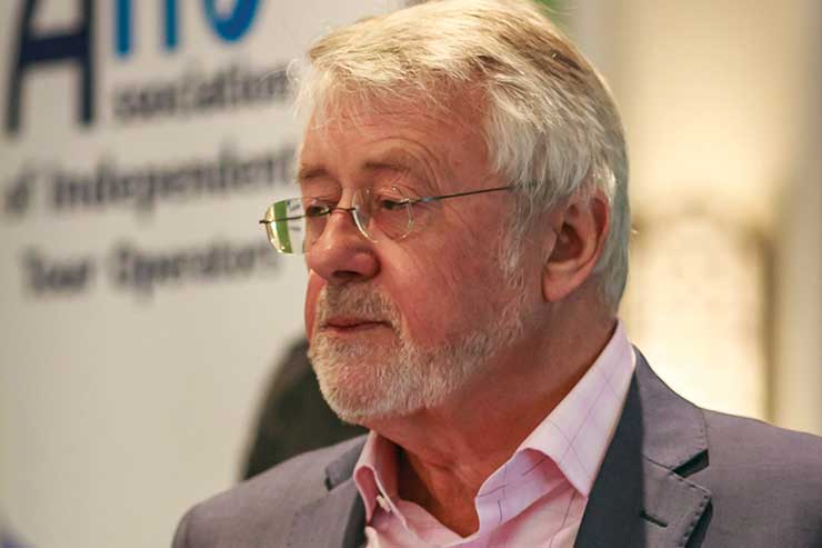 Derek Moore: Tributes paid to 'amazing' industry role model