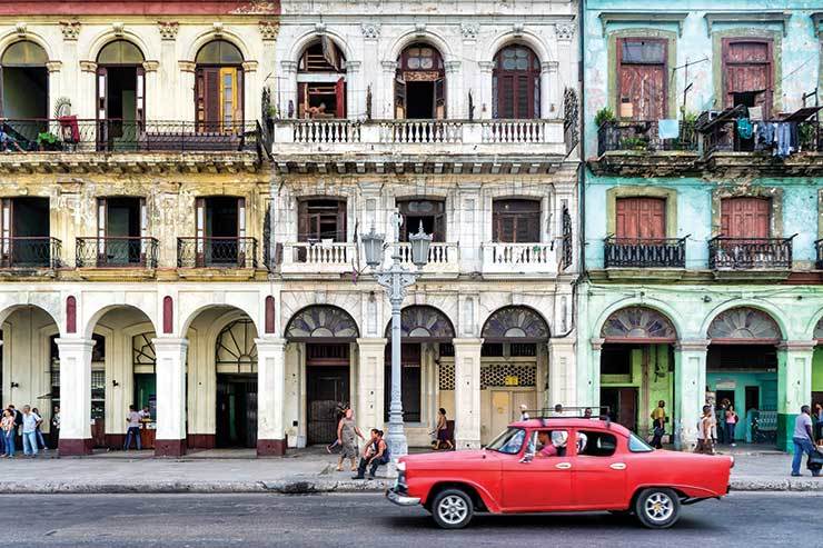 US bans cruise lines from visiting Cuba