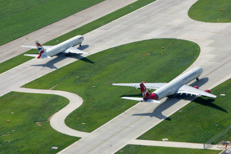 Heathrow boss issues rallying cry amid Brexit uncertainty