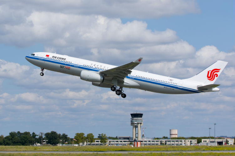 Heathrow welcomes new Air China Chengdu service