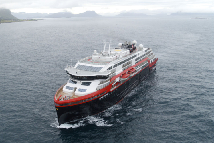 Hurtigruten debuts first hybrid cruise ship Roald Amundsen