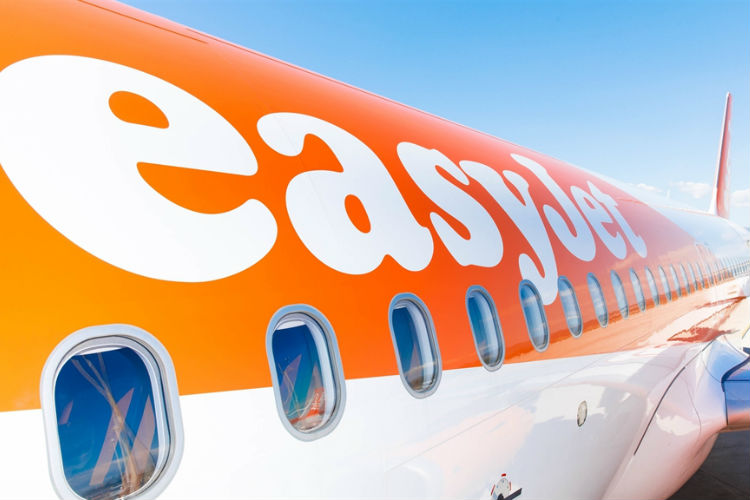 EasyJet to base additional four aircraft at Gatwick