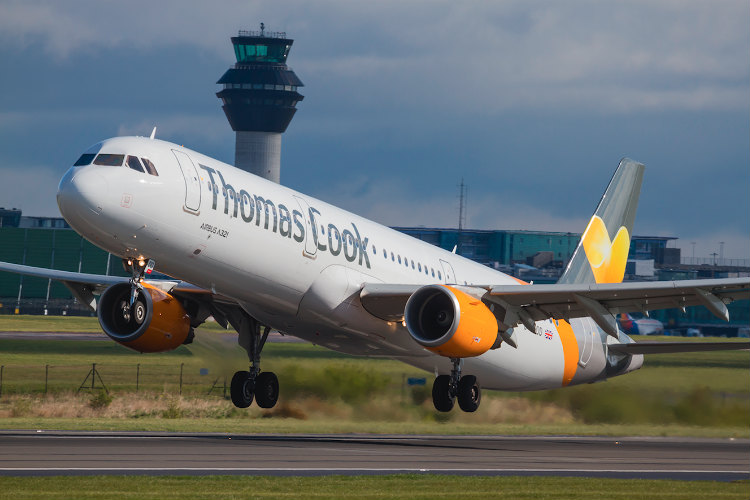 Airlines vie for ex-Thomas Cook airport slots