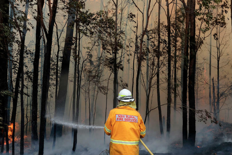 Tourist hotspot evacuated after Western Australia bushfires