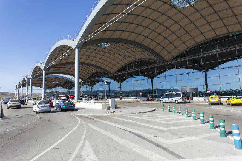 Firefighters tackle blaze at Alicante airport