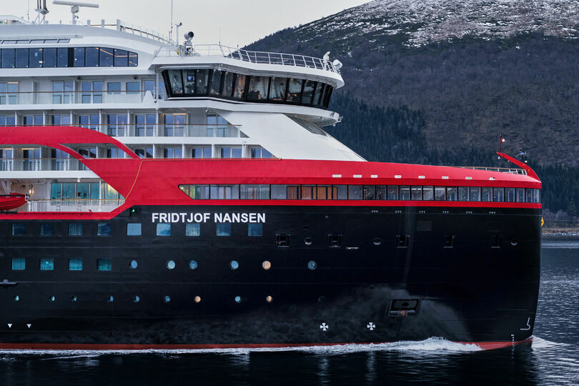 Hurtigruten pauses global operations