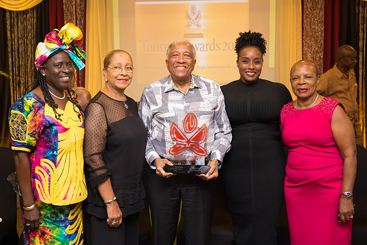 Caribbean travel legend Sir Royston Hopkin passes away