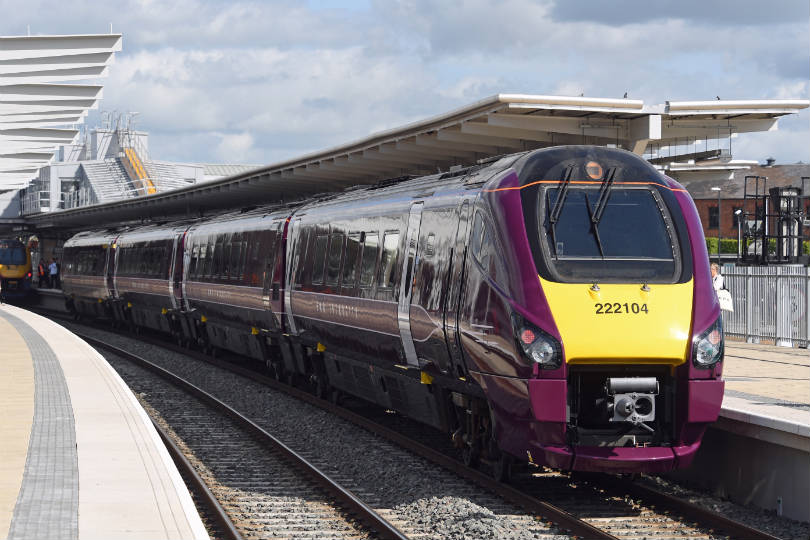 Luton airport welcomes plan for express train