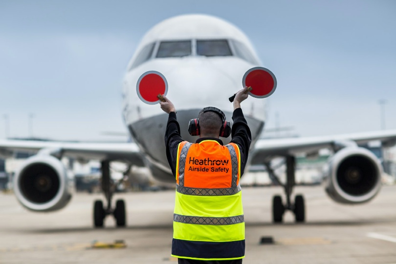 Nats blames staff absence and strong winds for Heathrow disruption