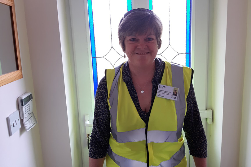 Meet lockdown volunteer and Travel Counsellor Jane Sedgwick