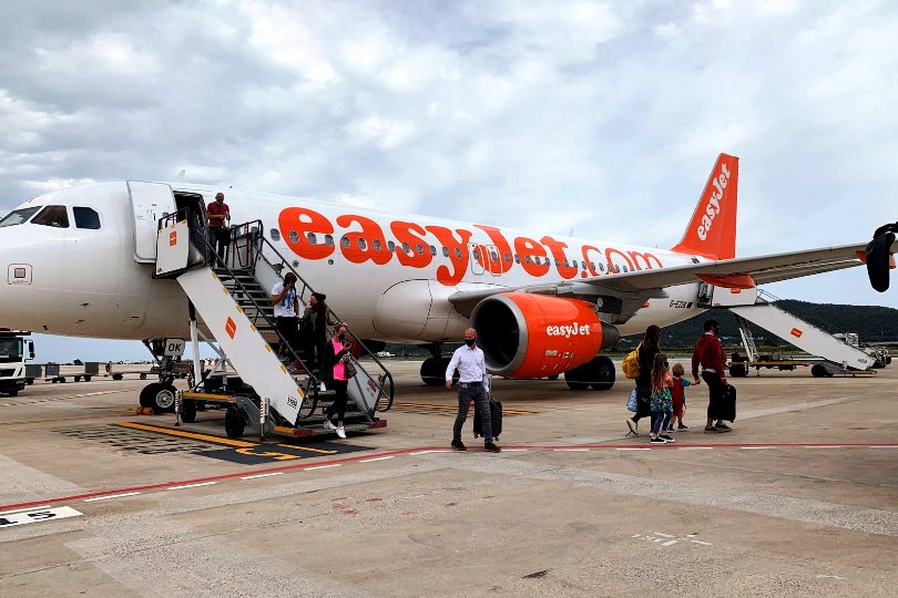 EasyJet secures discounted PCR testing option