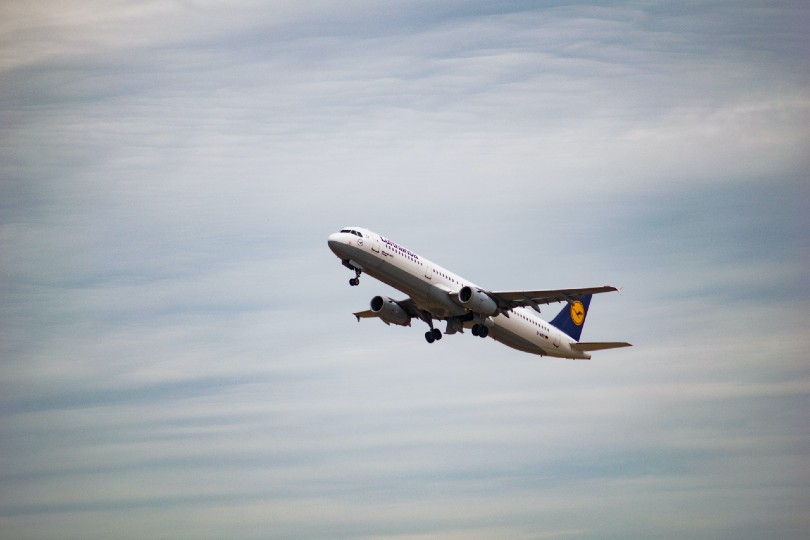 Lufthansa to launch free Covid testing trial