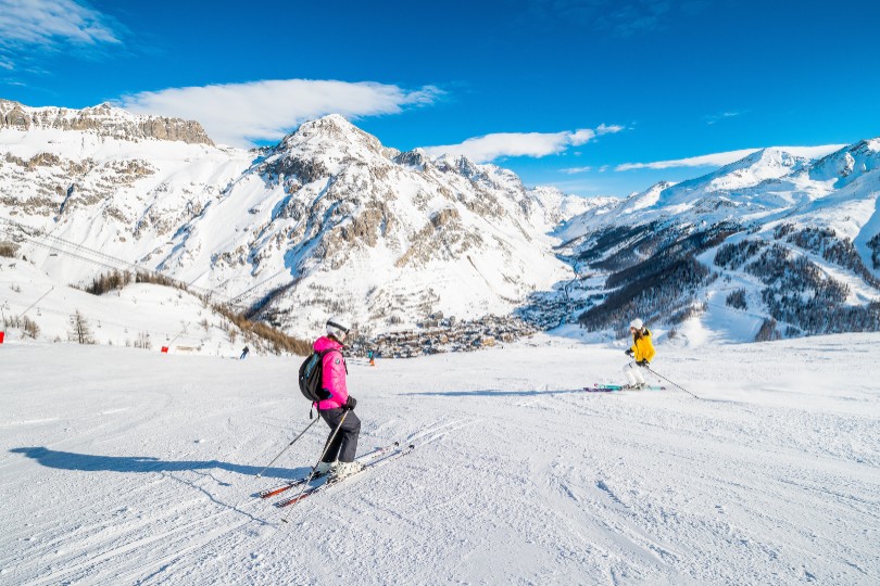 Ski holiday bookings 'well ahead' of expectations