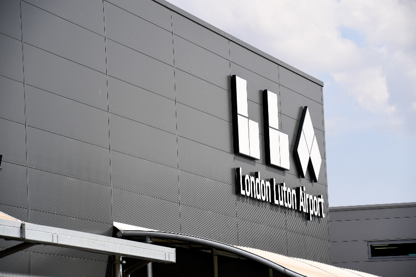 Luton to ease hand luggage liquid rules with new scanners