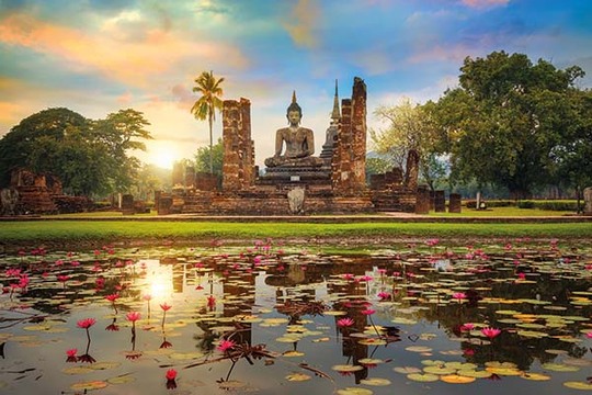Why it's the perfect time to take a tri-centre trip to Thailand