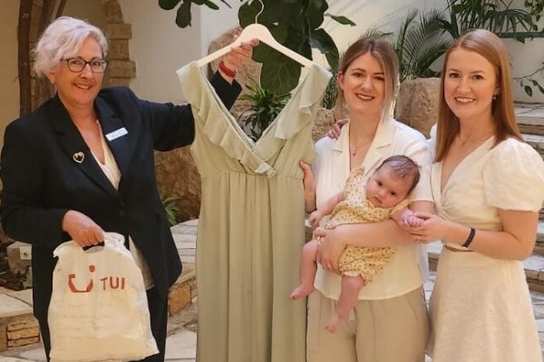 Tui staff help save couple's wedding by hand delivering bridesmaid dress