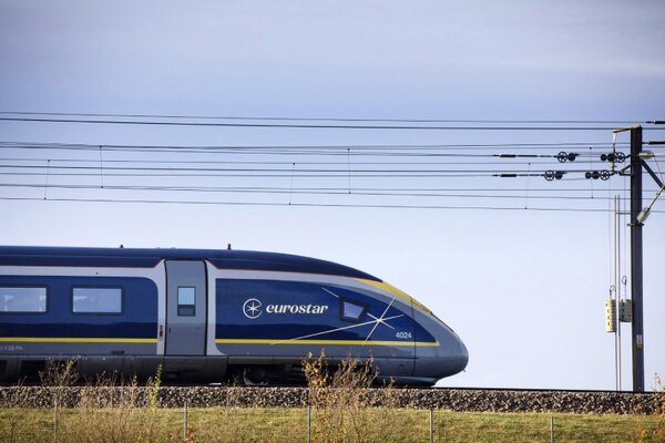 Eurostar passengers hit by second UK eGate failure in a month