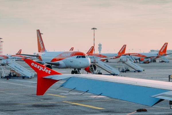 EasyJet puts spring 2025 flights and packages on sale