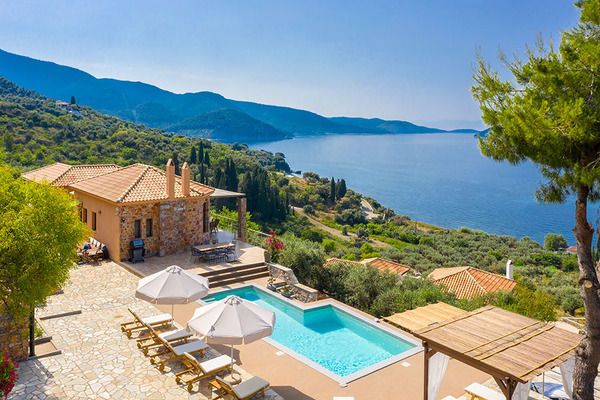 The Greek villa specialist courting the trade with real-time availability