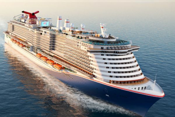 Carnival Corp enters next growth phase with new ship order