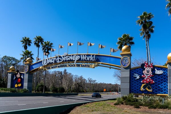 Gold Medal extends opening hours to support demand for Disney deal