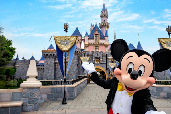 DSD launches summer promo Disneyland California ticket