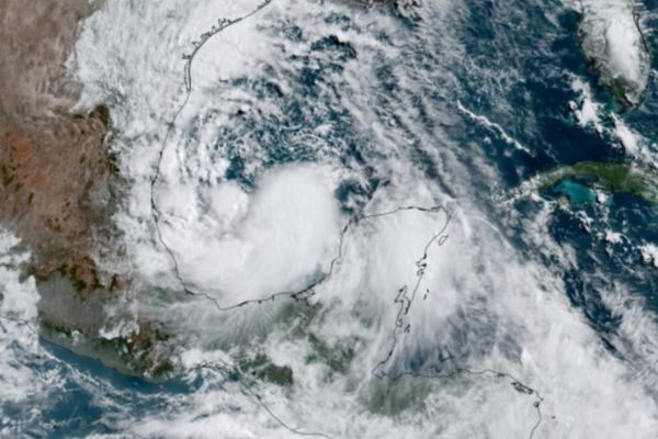 Foreign Office ups Mexico travel warning as Tropical Storm Alberto makes landfall