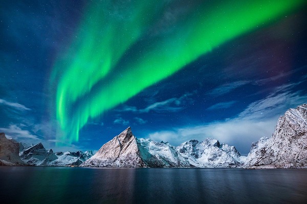 Norwegian to launch new northern lights and ski route next winter