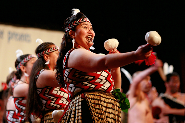 15:00 - 16:00 Live Haka workshop