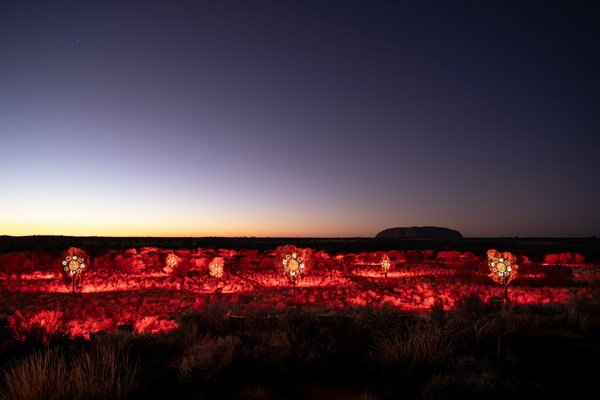 New indigenous experience, Sunrise Journeys, opens at Uluṟu