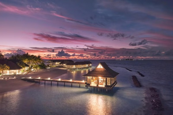 Nova Maldives presents tasting dinner with Taittinger Champagne