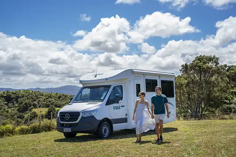 Win an Australia or New Zealand motorhome rental with thl