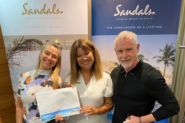 Love4Travel agents win free nights at a Sandals or Beaches Resort