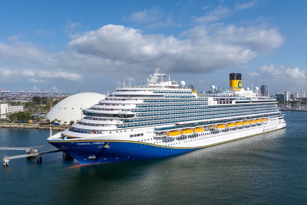 Carnival boosts 26/27 sailings from New York &amp; California