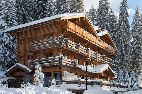 Book Your Next Ski Getaway at Sir Richard Branson&#39;s Swiss Chalet