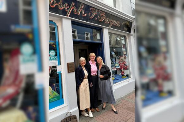 Deal for Ireland's Grogan Travel to end 75 years of family ownership