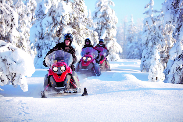 Tui launches Lapland day trip programme and Santa packages from 11 UK airports